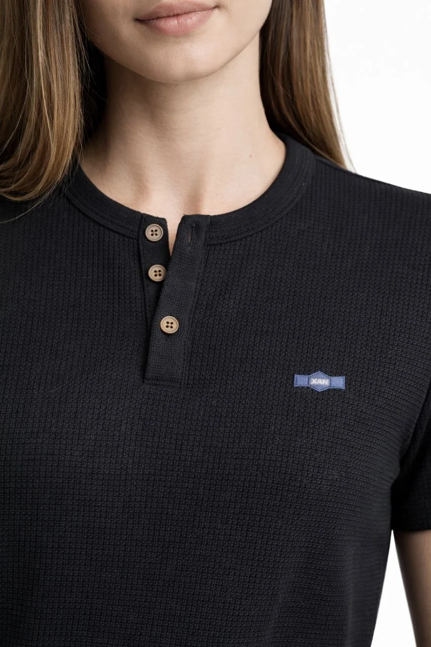 69aae2c29488b-86056733-sw853sh1280 Kadın Waffle Dokulu Likralı Henley Yaka Düğmeli Regular Kısa Kol T-Shirt - Görsel 1