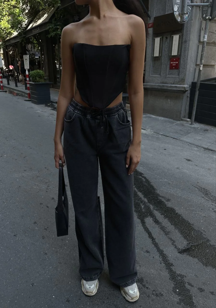 kadin-arkadan-yirtmacli-jeans-kot-palazzo-pantolon-siyah-38077339-sw899sh1280 Kadın Arkadan Yırtmaçlı Jeans Kot Palazzo Pantolon - Görsel 1