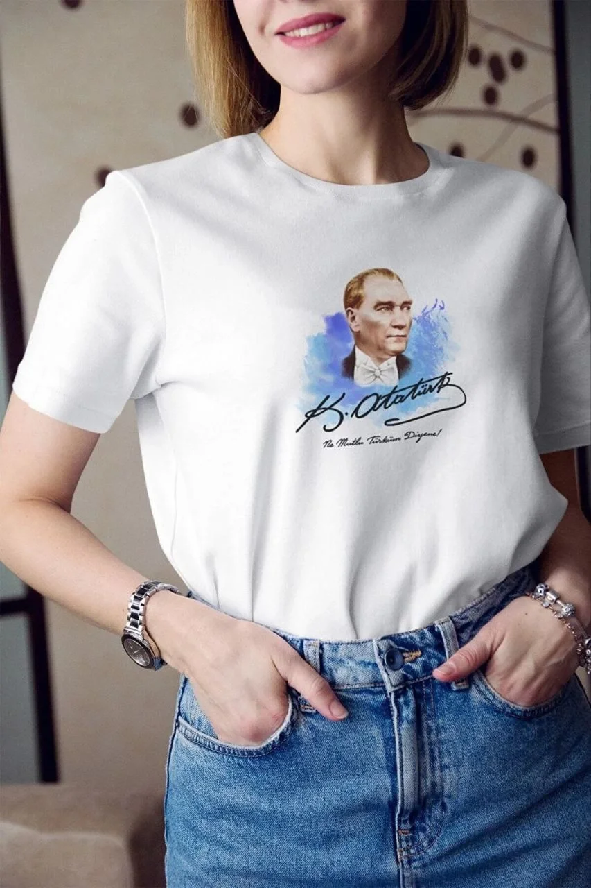 unisex-bisiklet-yaka-baskili-oversize-t-shirt-beyaz-30009032-sw853sh1280 kadın Bisiklet Yaka ATATÜRK Baskılı Kısa kol Oversize T-Shirt - Görsel 1